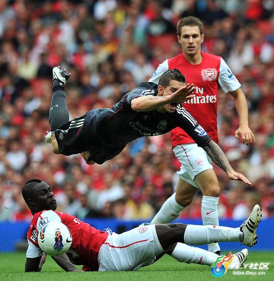  蒙彼利埃主场战平圣埃蒂安错失登顶机会  