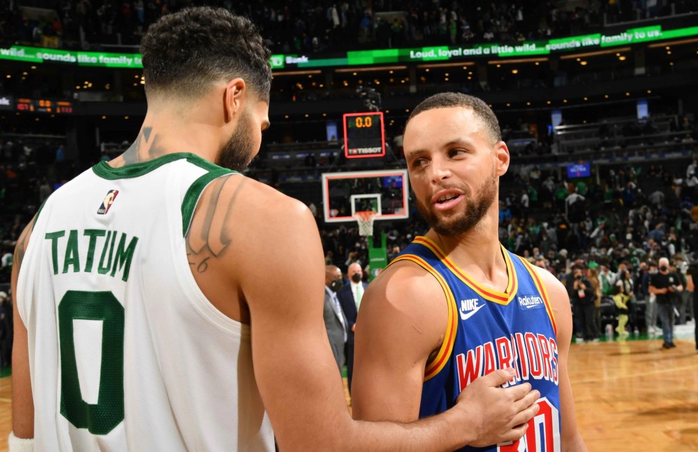  甘冈老帅运筹帷幄，战术调整激活球队潜能